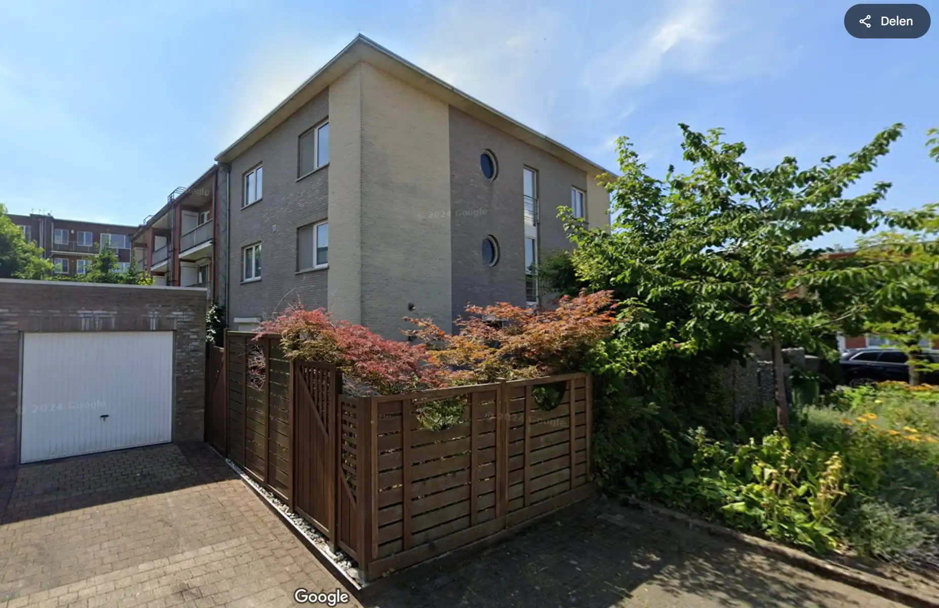 Centraal gelegen en ruim duplex appartement foto 16