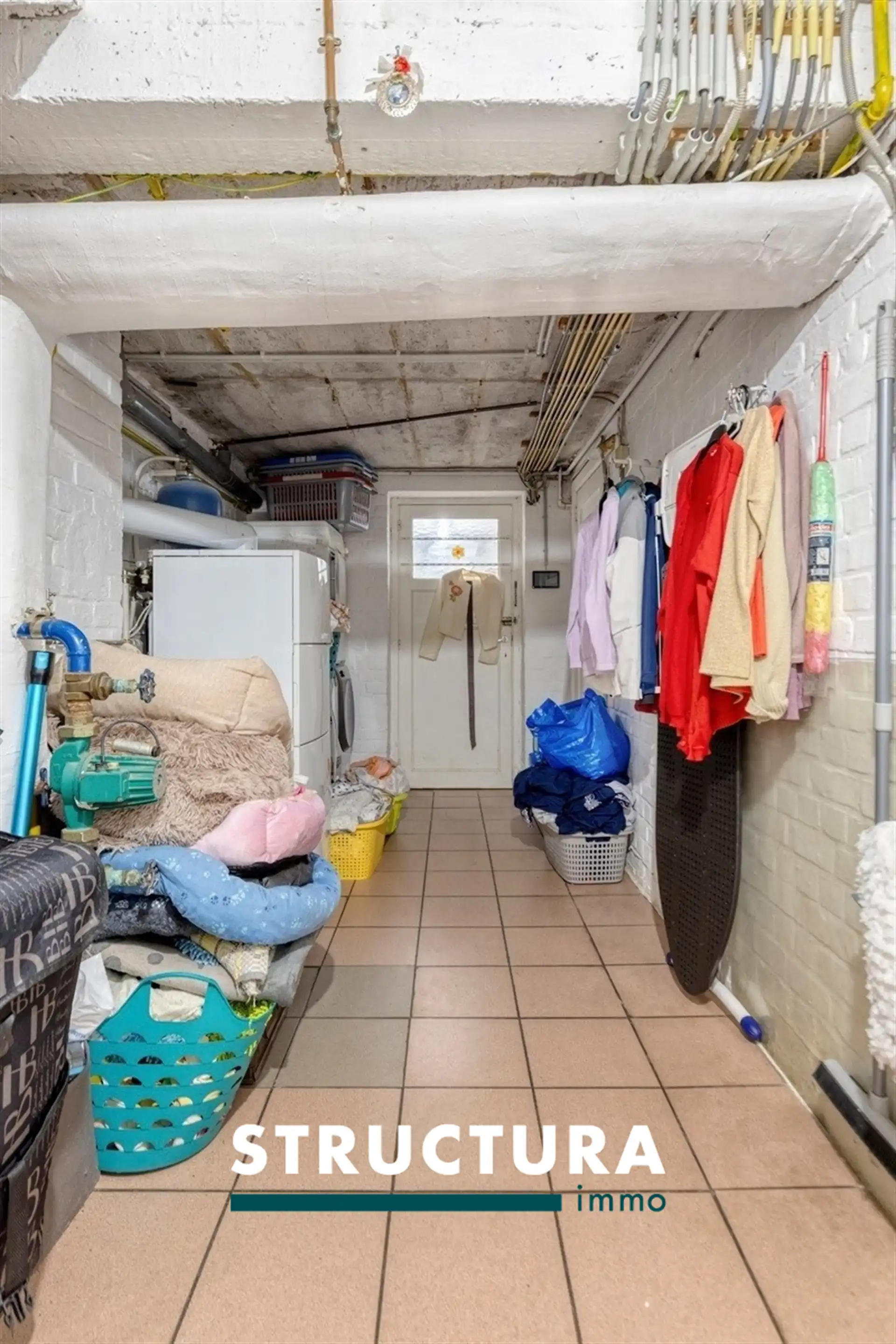 Instapklare gezinswoning met garage en tuin foto 21