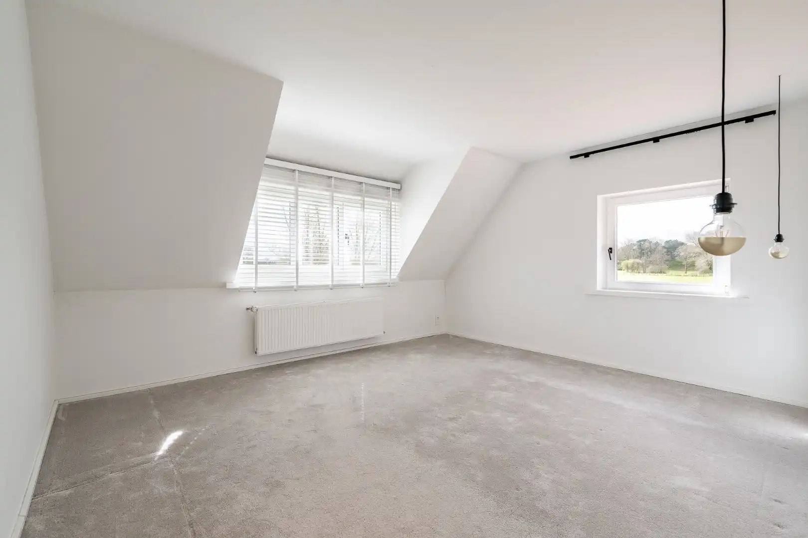 Exclusieve karaktervolle woning op een enorm perceel met 4 slaapkamers, super grote tuin met prachtig zicht op de polders foto 21