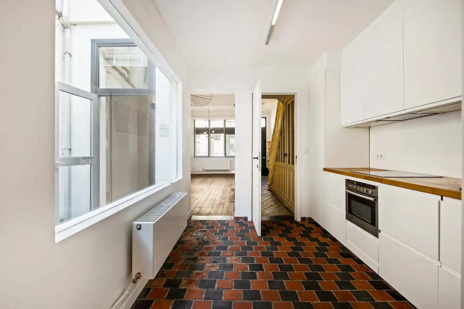 Ruime en instapklare gezinswoning met 4 slaapkamers in Wilrijk foto 12