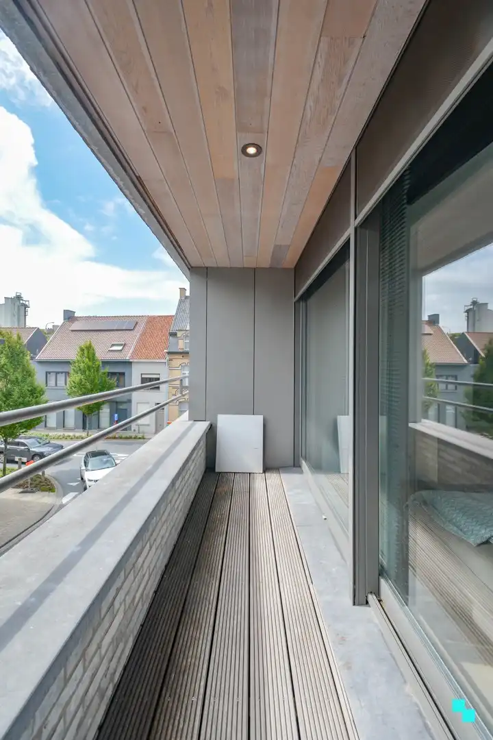 Ruim, instapklaar appartement nabij centrum Emelgem foto 6