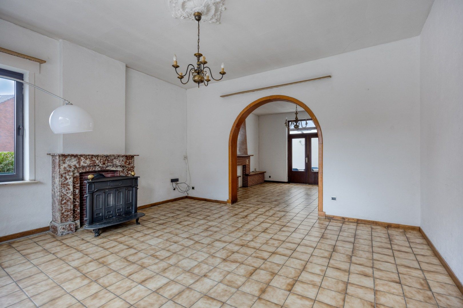 Woning met veel woonoppervlakte, zolder, garage en tuin te Tongeren-Lauw foto 7