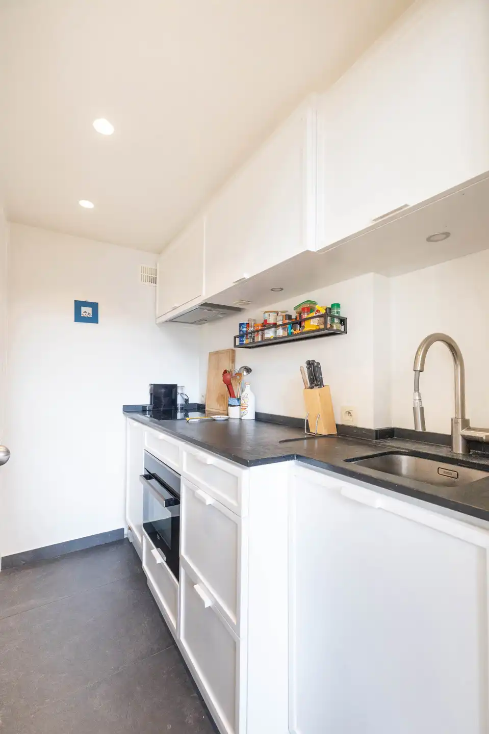 Dichtbij Louizalaan rustig aan de achterzijde van het gebouw foto 6