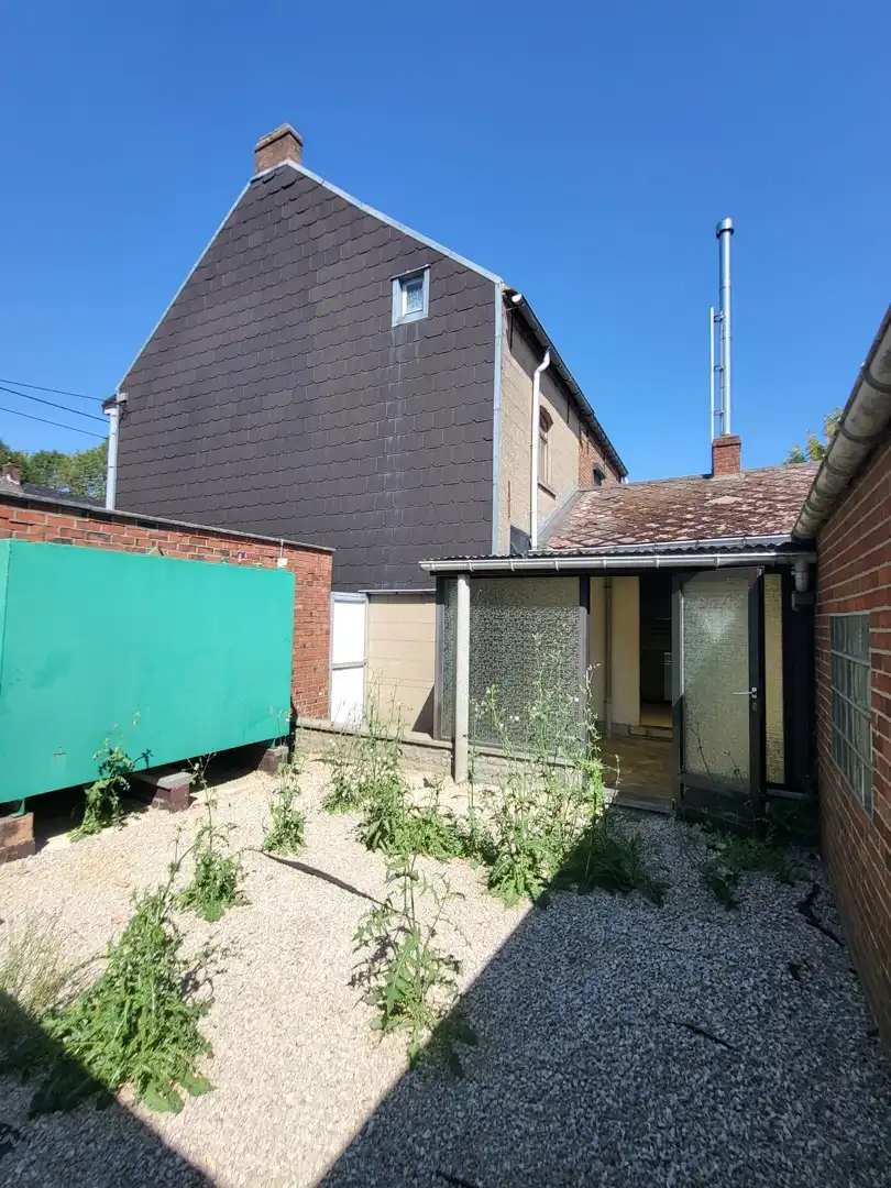 Landelijk gelegen woning met tuin, garage en ruime inrichtbare zolder. foto 20