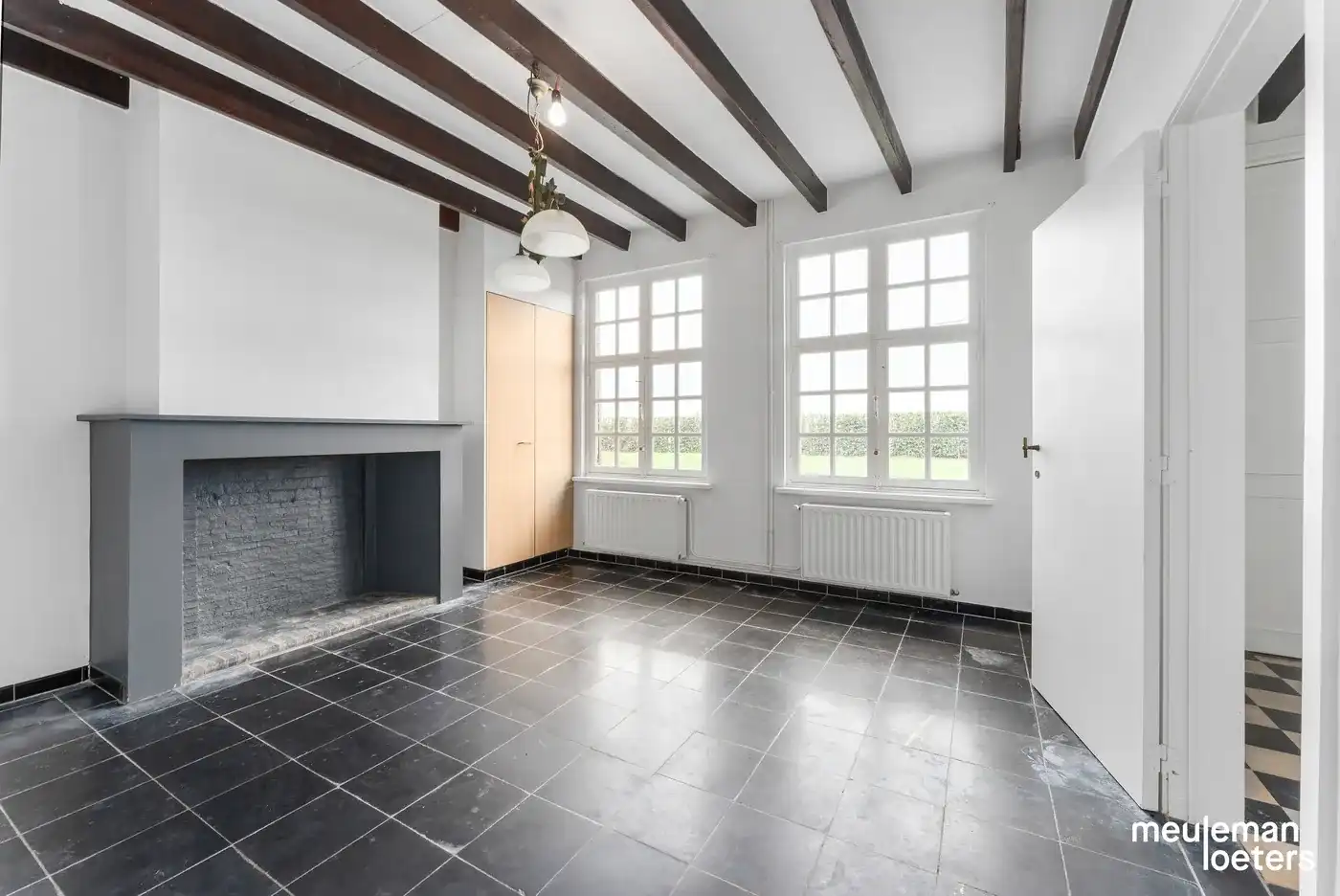 Karaktervolle hoeve met bijgebouw en meer dan 2 ha weiland te Waardamme foto 7