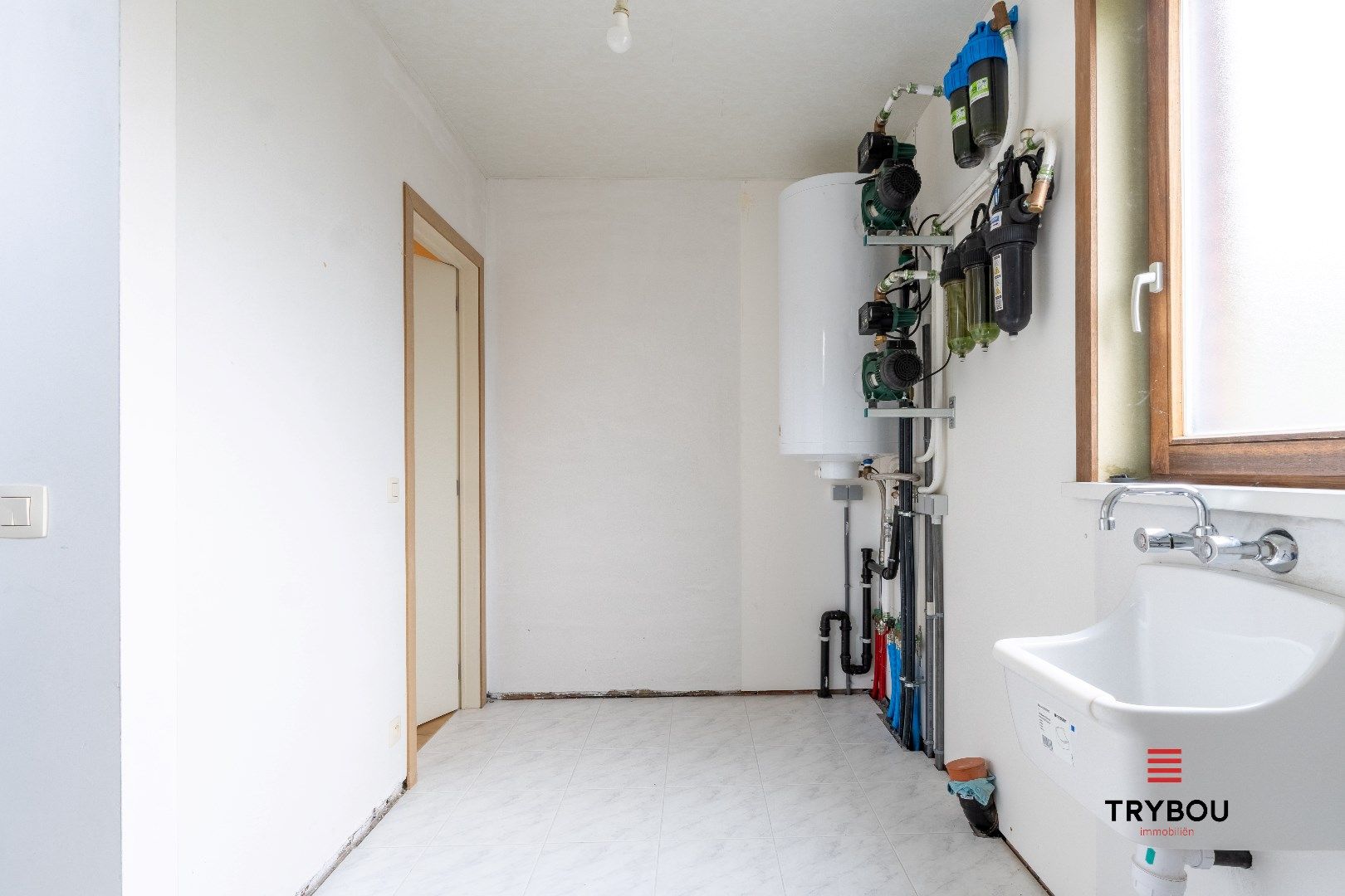 Starterswoning in het centrum van Houthulst foto 15
