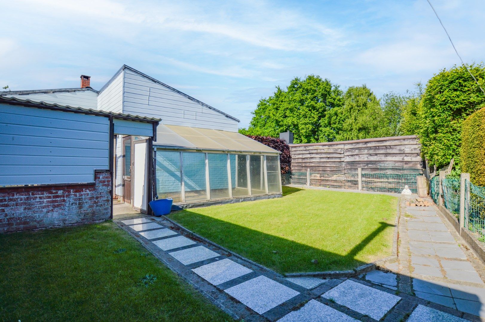 Ruime bungalow op 707 m² op toplocatie in Sint-Andries!  foto 18