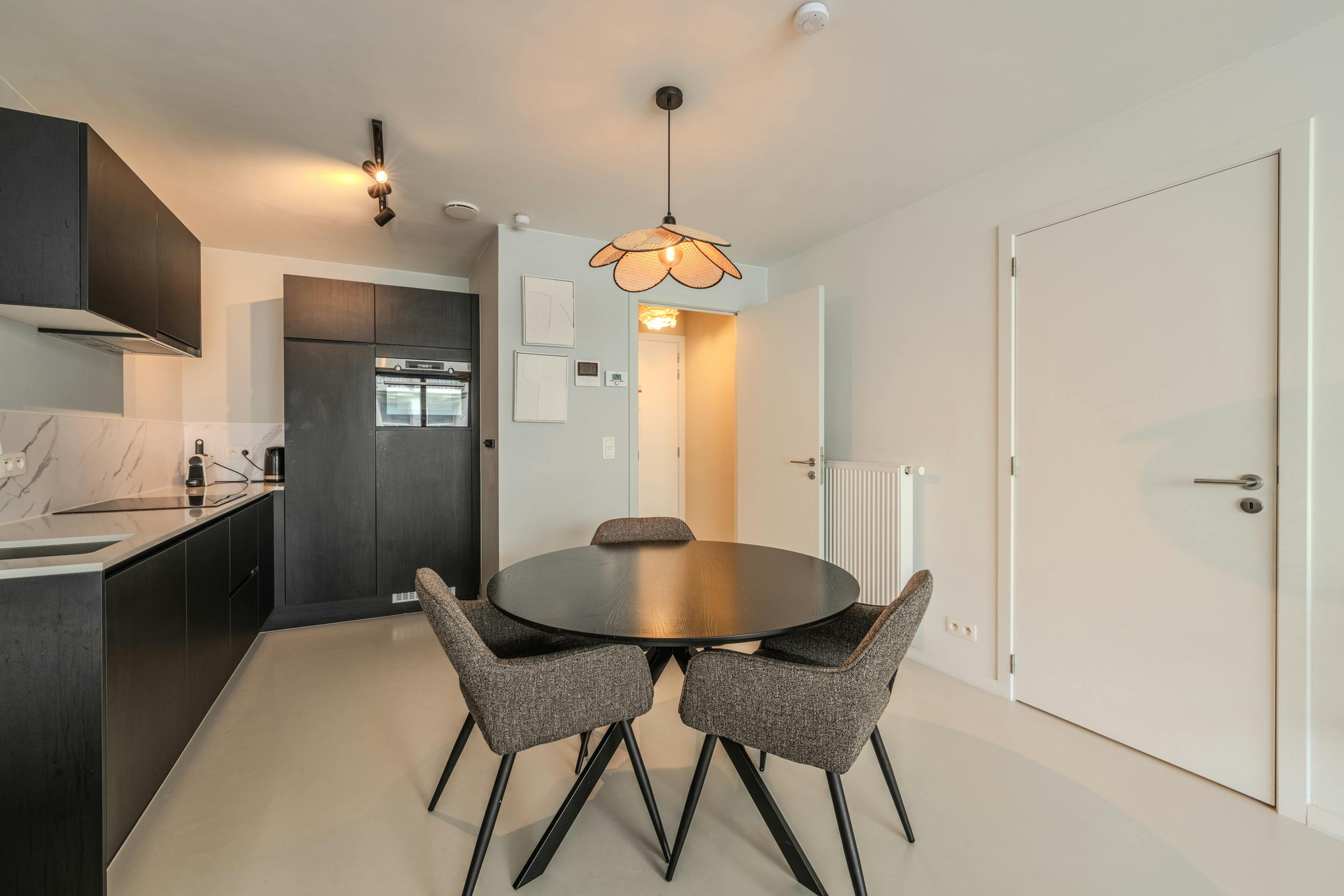 Prachtig recent 1-slaapkamer appartement met terras  foto 6