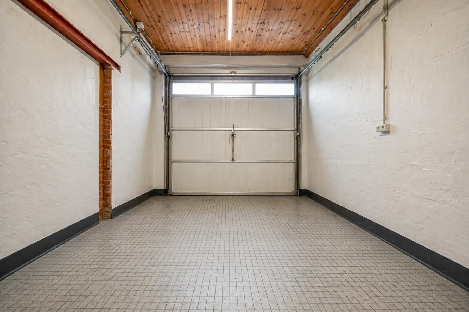 Ruime gezinswoning met tuin en garage nabij centrum  foto 8