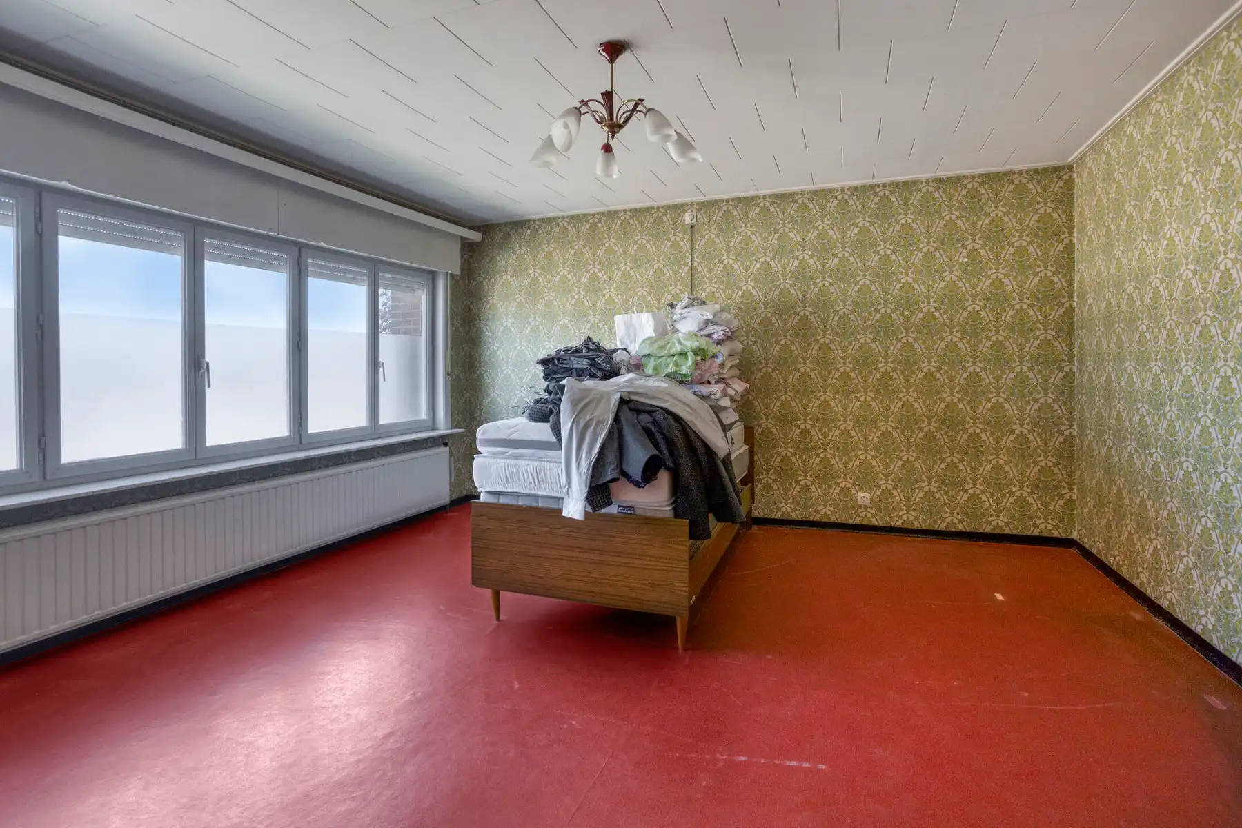 Te renoveren open bebouwing met zuidgerichte tuin foto 13