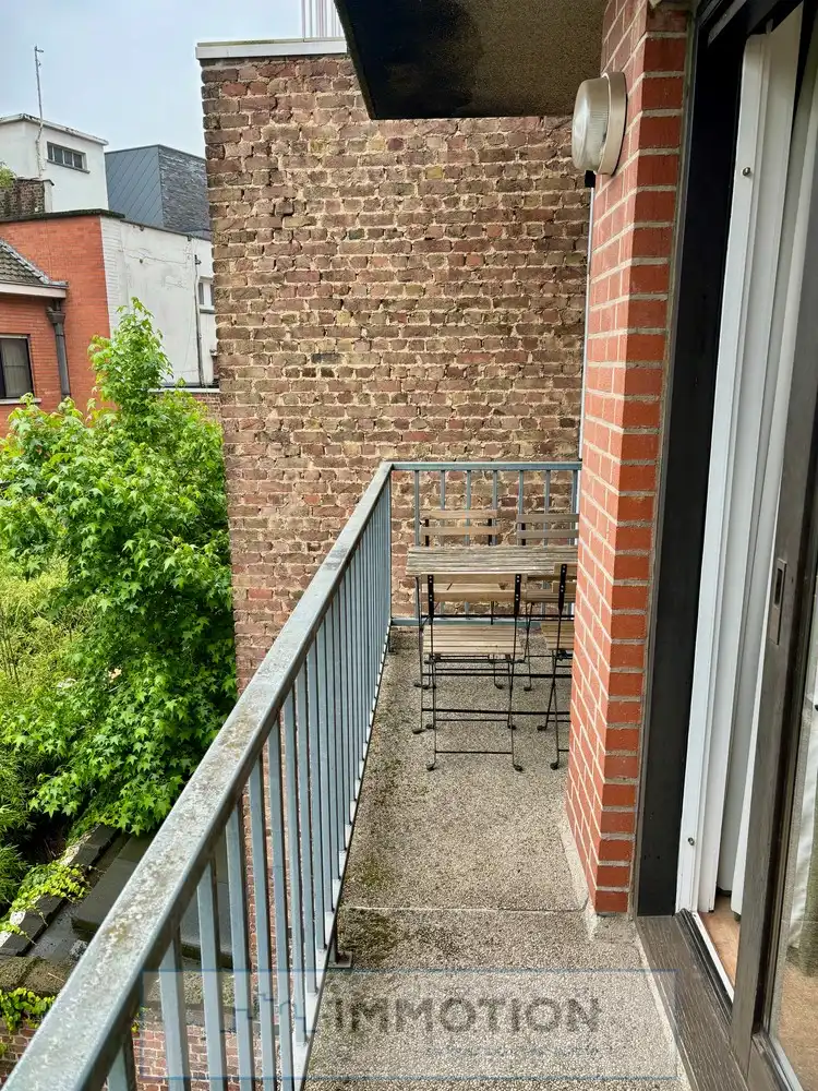 Comfortabel appartement met 2 slaapkamers en staanplaats in centrum Kortrijk foto 12