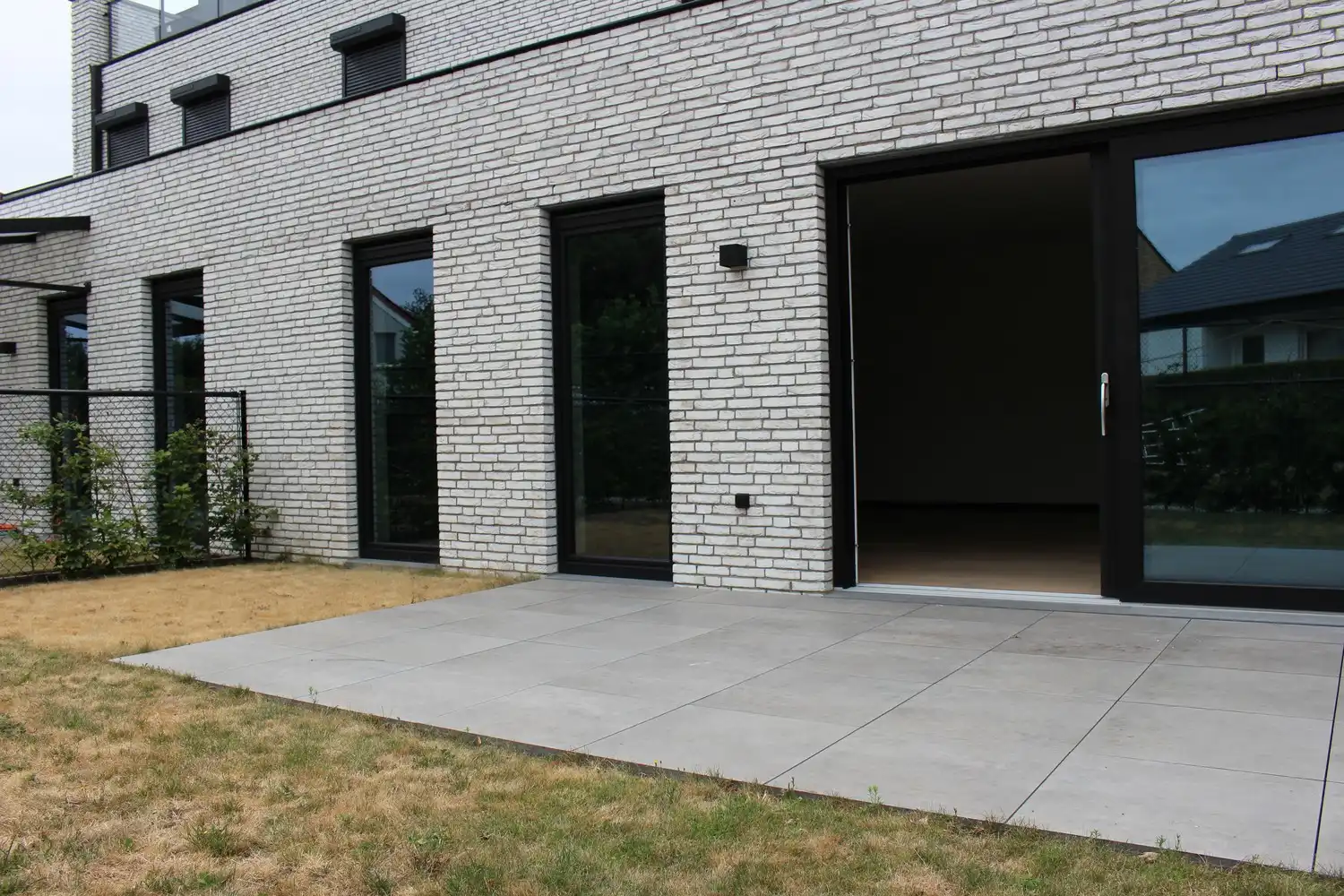 Nieuwbouwduplex met tuin en terras te Molenbeersel foto 2