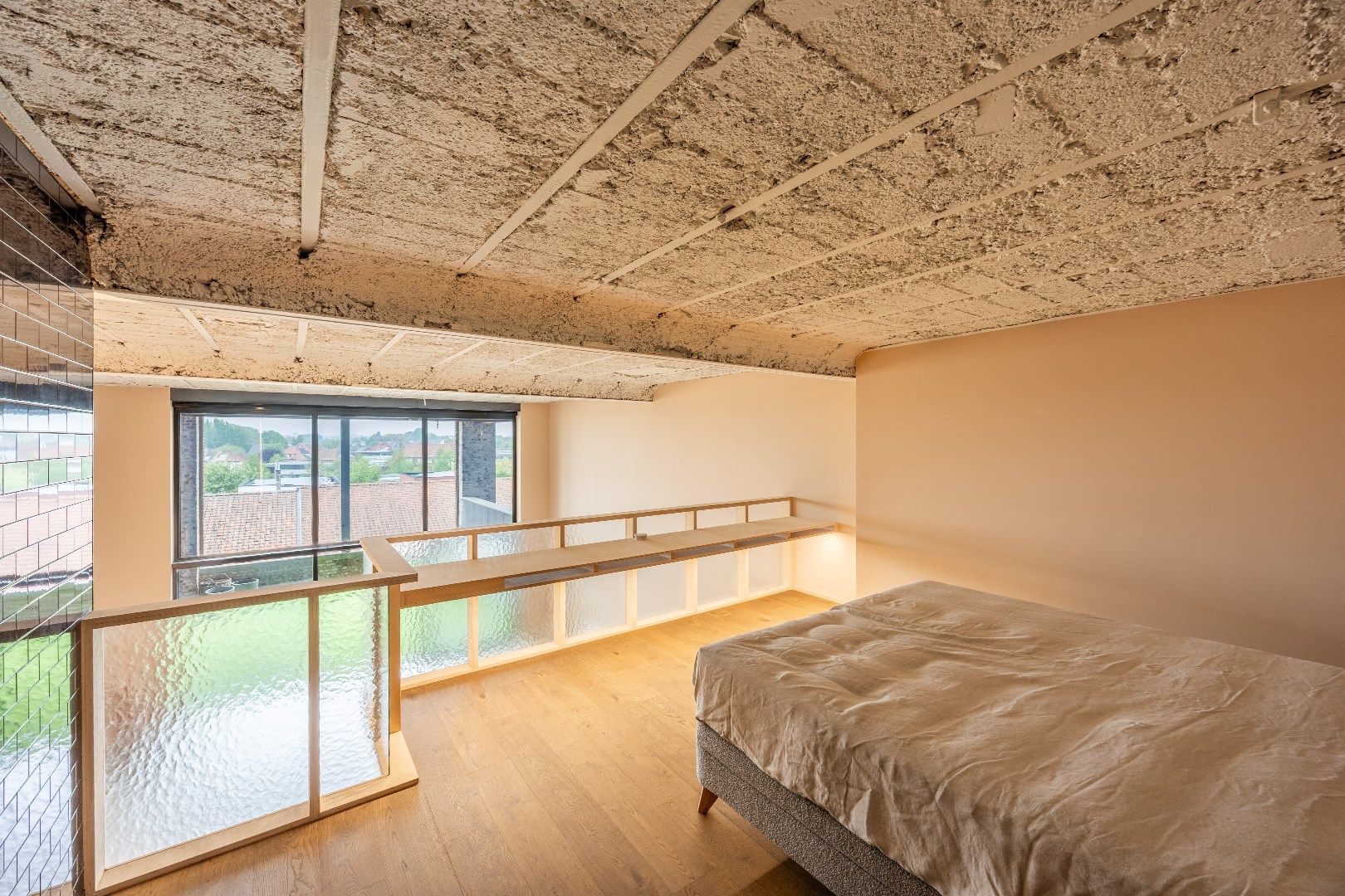 SUBLIEME LOFT MET RUIM TERRAS EN AUTOSTAANPLAATS foto 13