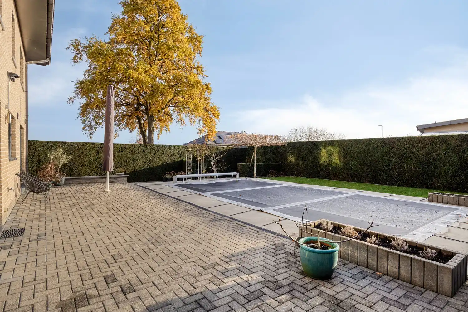 Ruime, energiezuinige gezinswoning met ingebouwd zwembad op toplocatie in Lanaken foto 40