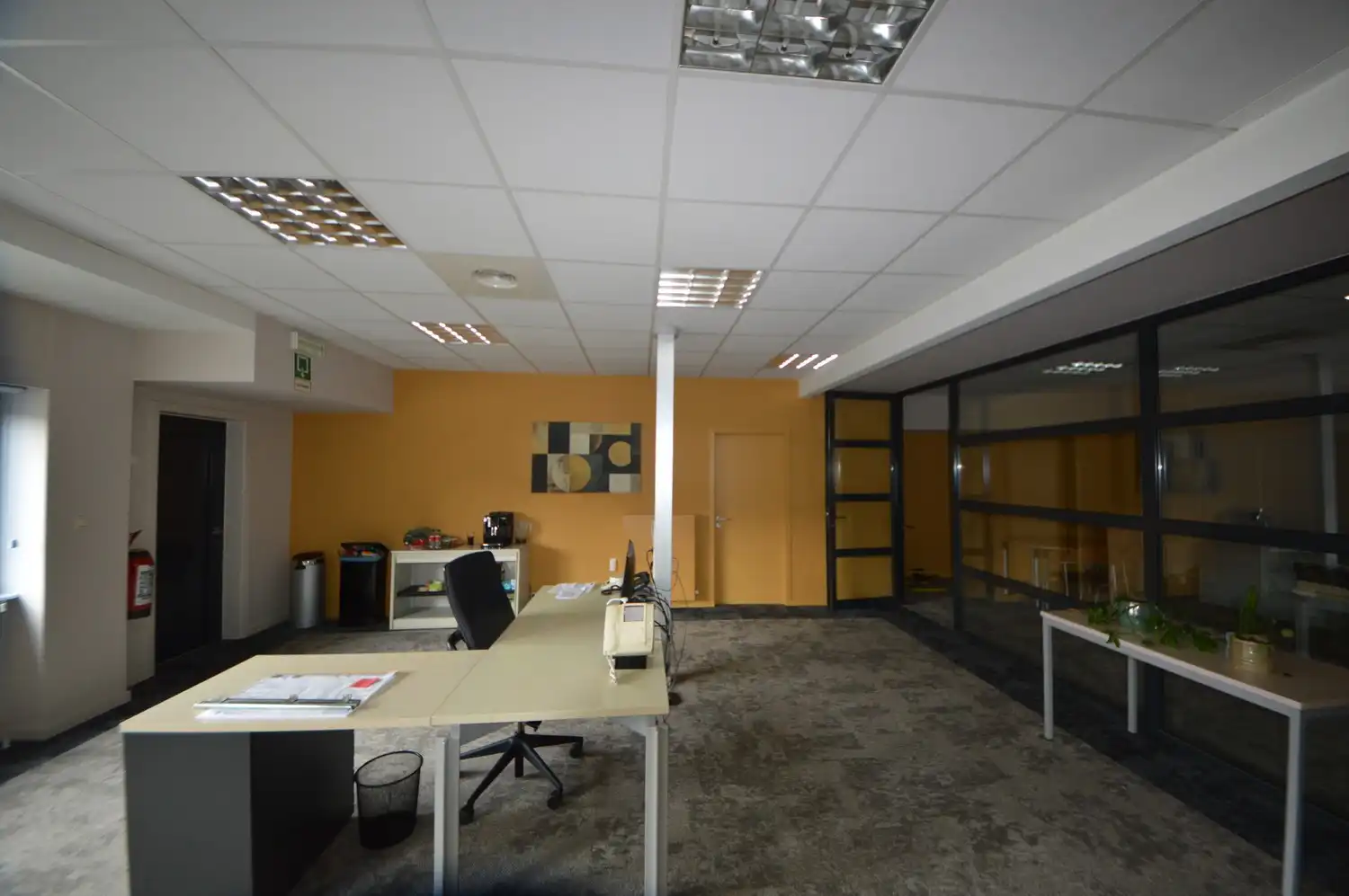 Instapklare burelen te huur in Aalst – op wandelafstand van het station MET OPTIONEEL MAGAZIJN foto 5