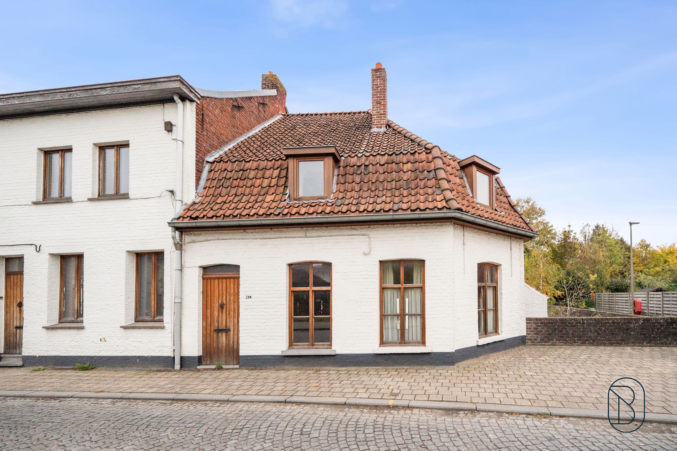 Topgelegen HOB met parking, veel potentieel!  foto 2