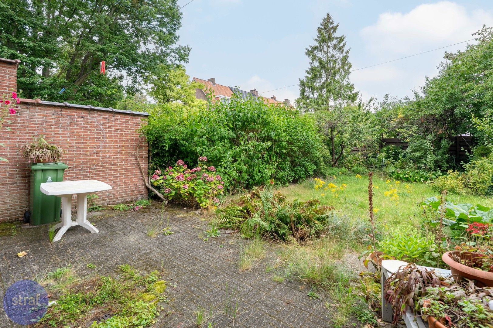 Ruime woning met veel potentieel in een doodlopende straat foto 7