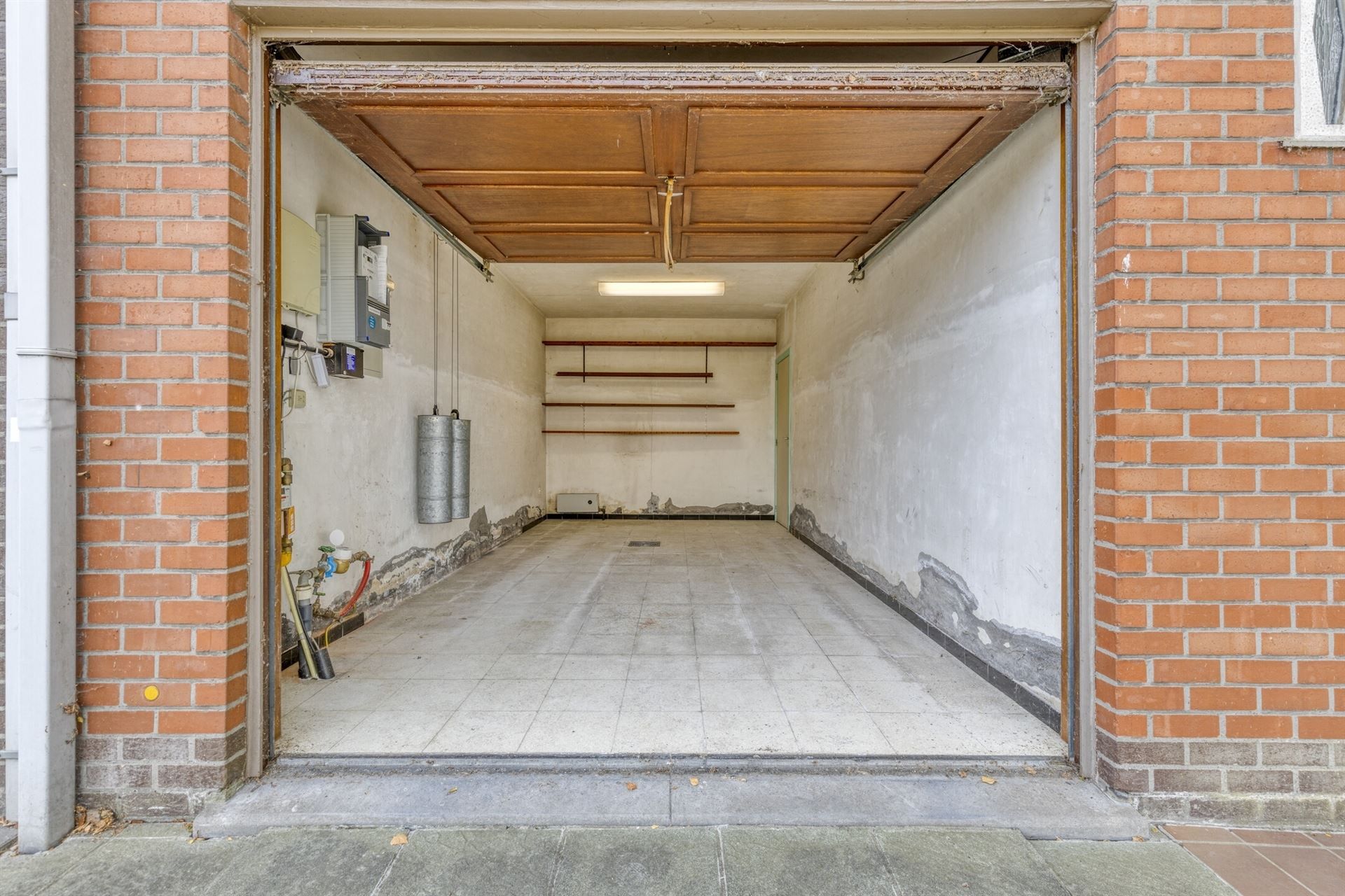 Ruim huis met 4 slaapkamers en grote tuin. foto 10