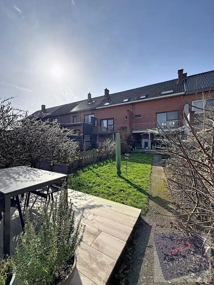 Bel-étagewoning met garage, terras en tuin op toplocatie in Hasselt foto 9