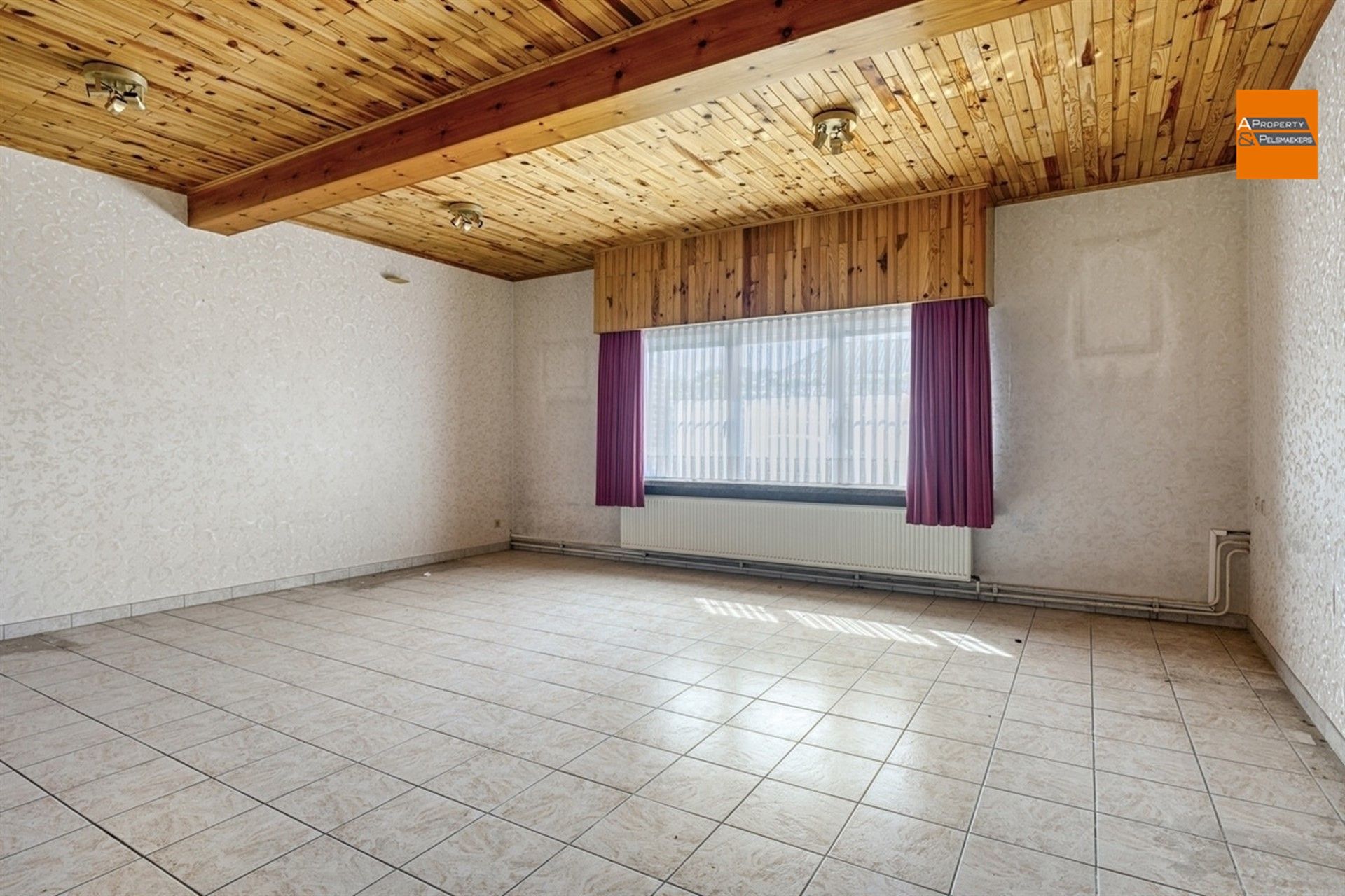 Ruime woning met potentieel in een rustige en groene omgeving foto 12