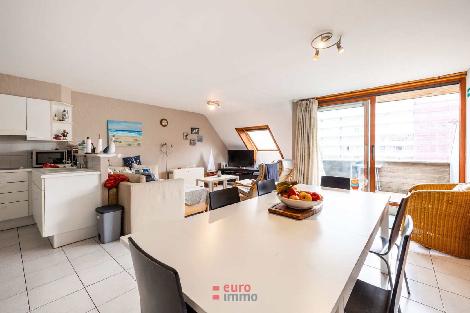 Super rustig gelegen appartement met zuidgericht terras in onze bruisende badstad! foto 5