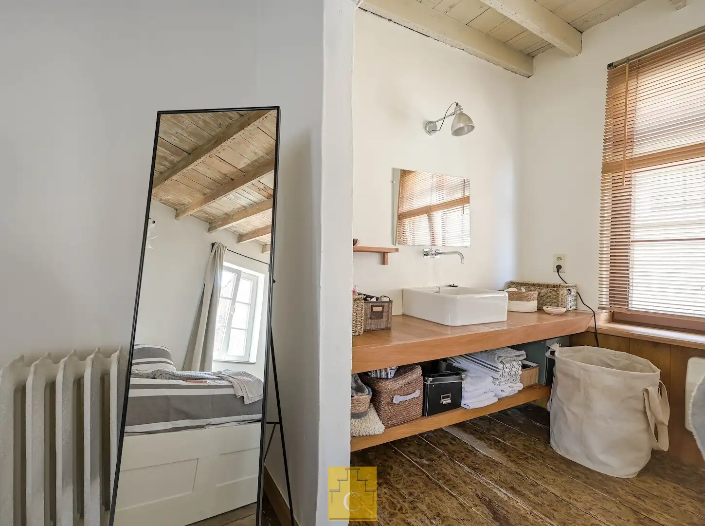 verborgen parel in hartje Brugge – karakterwoning met zonnig stadsterras foto 17
