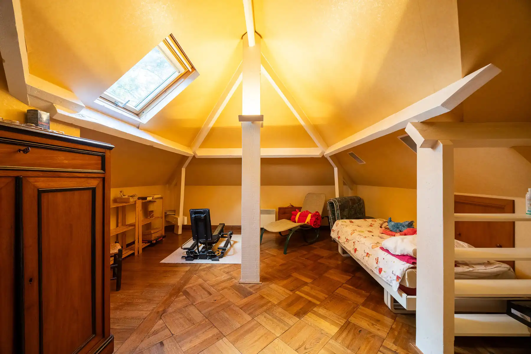 Exclusieve villa met 5 slpk op ruim groen perceel foto 21