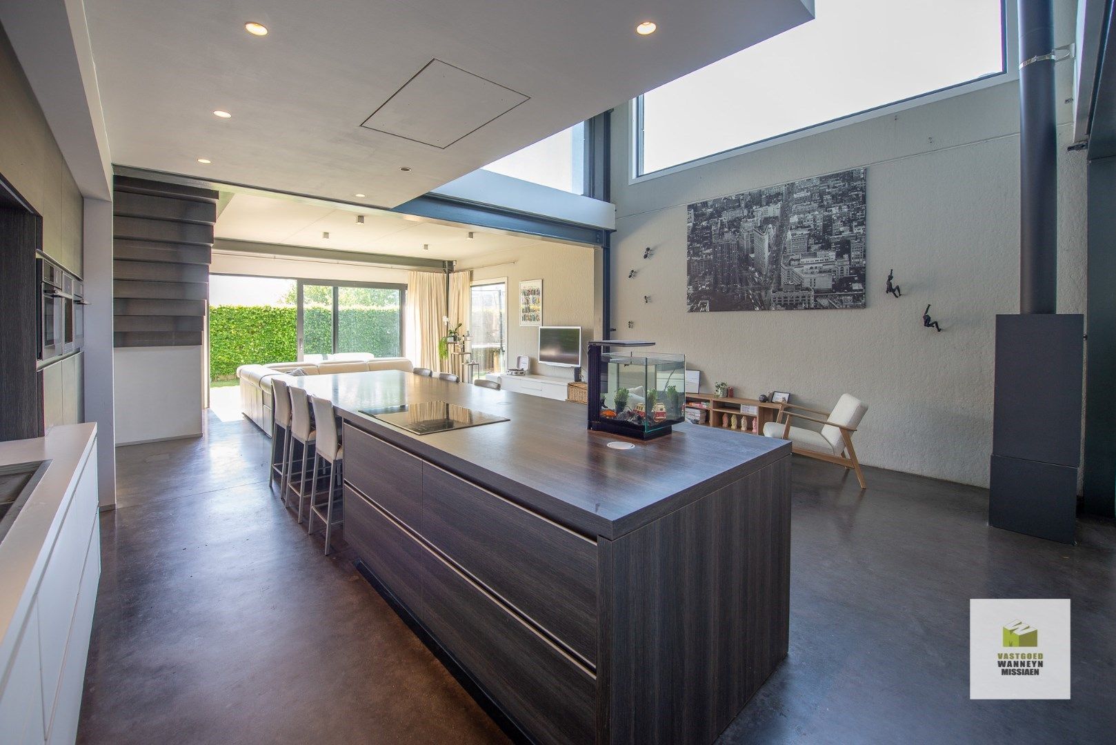 Ruime loods (288m2) met woonst te Verrekijker Wingene  foto 8