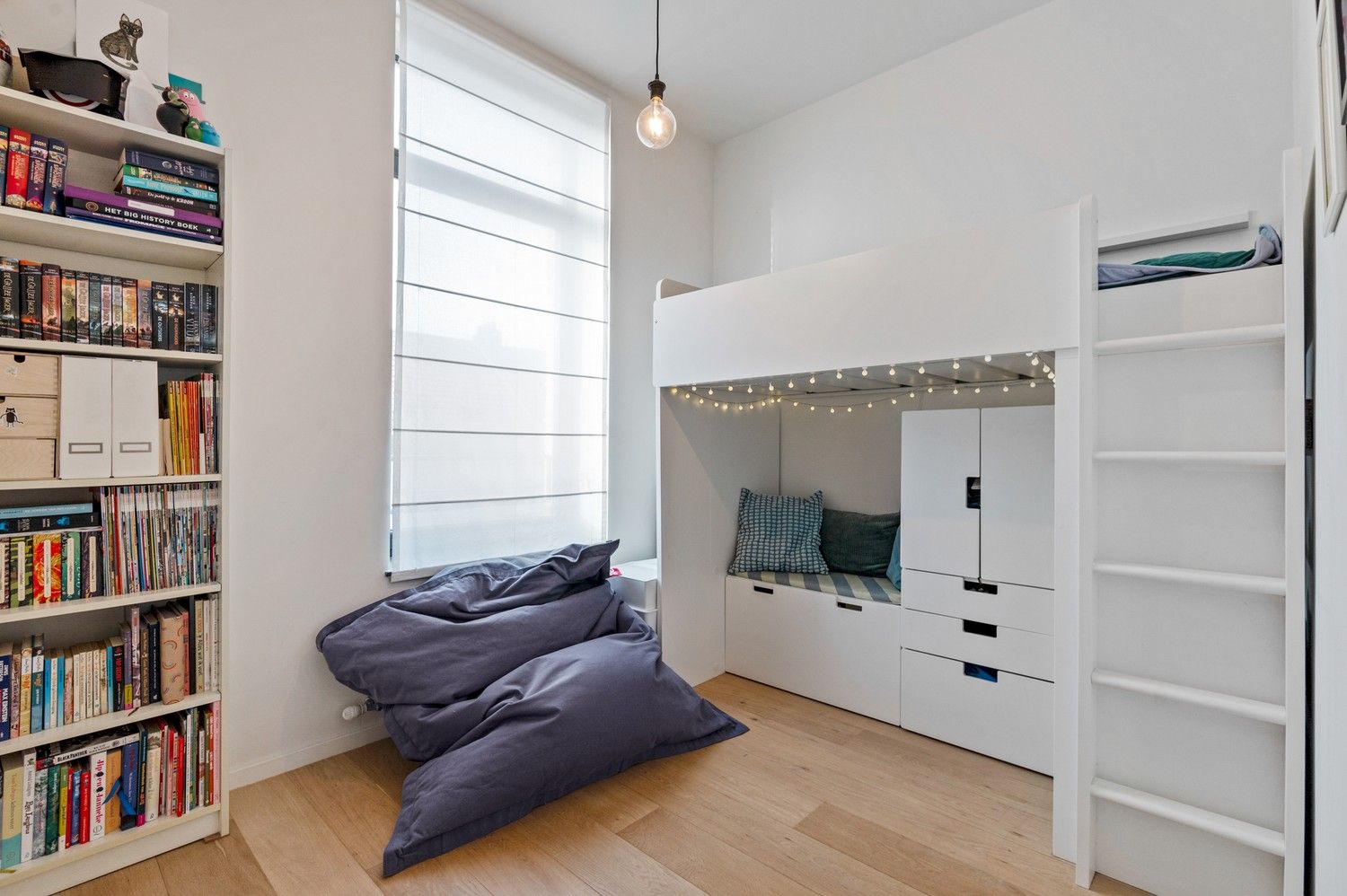 Recent appartement met 2 slaapkamers en terras te Borgerhout! foto 14