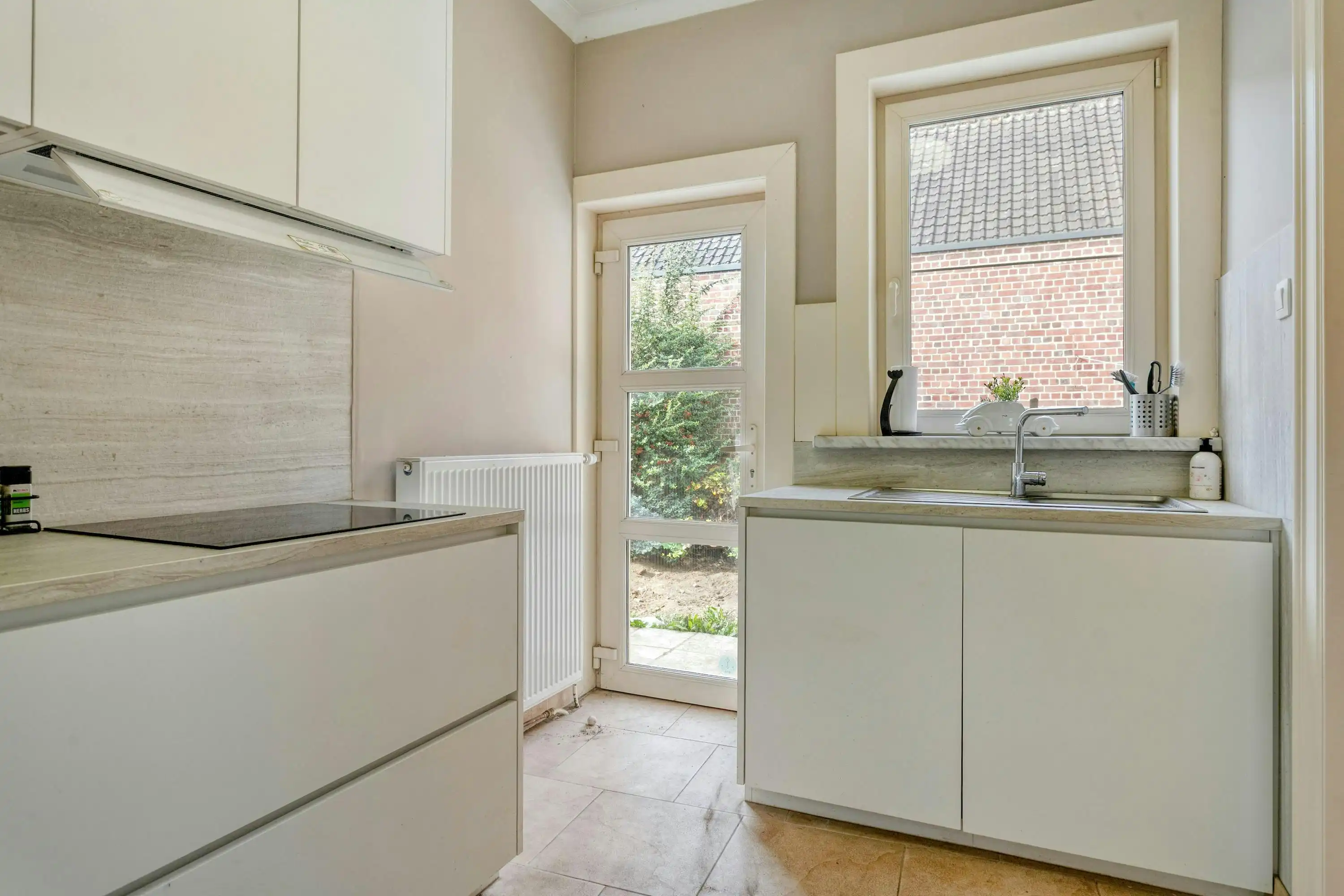 Gerenoveerde burgerwoning te koop in Velzeke (Zottegem) foto 7