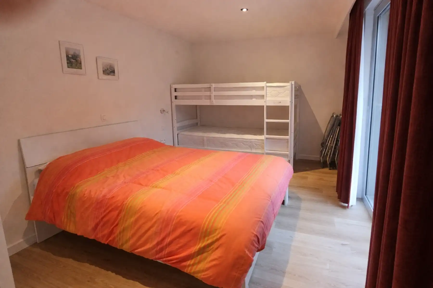 Volledig gerenoveerde vakantiewoning in Hengelhoef – Instap klaar en gemeubileerd! foto 12