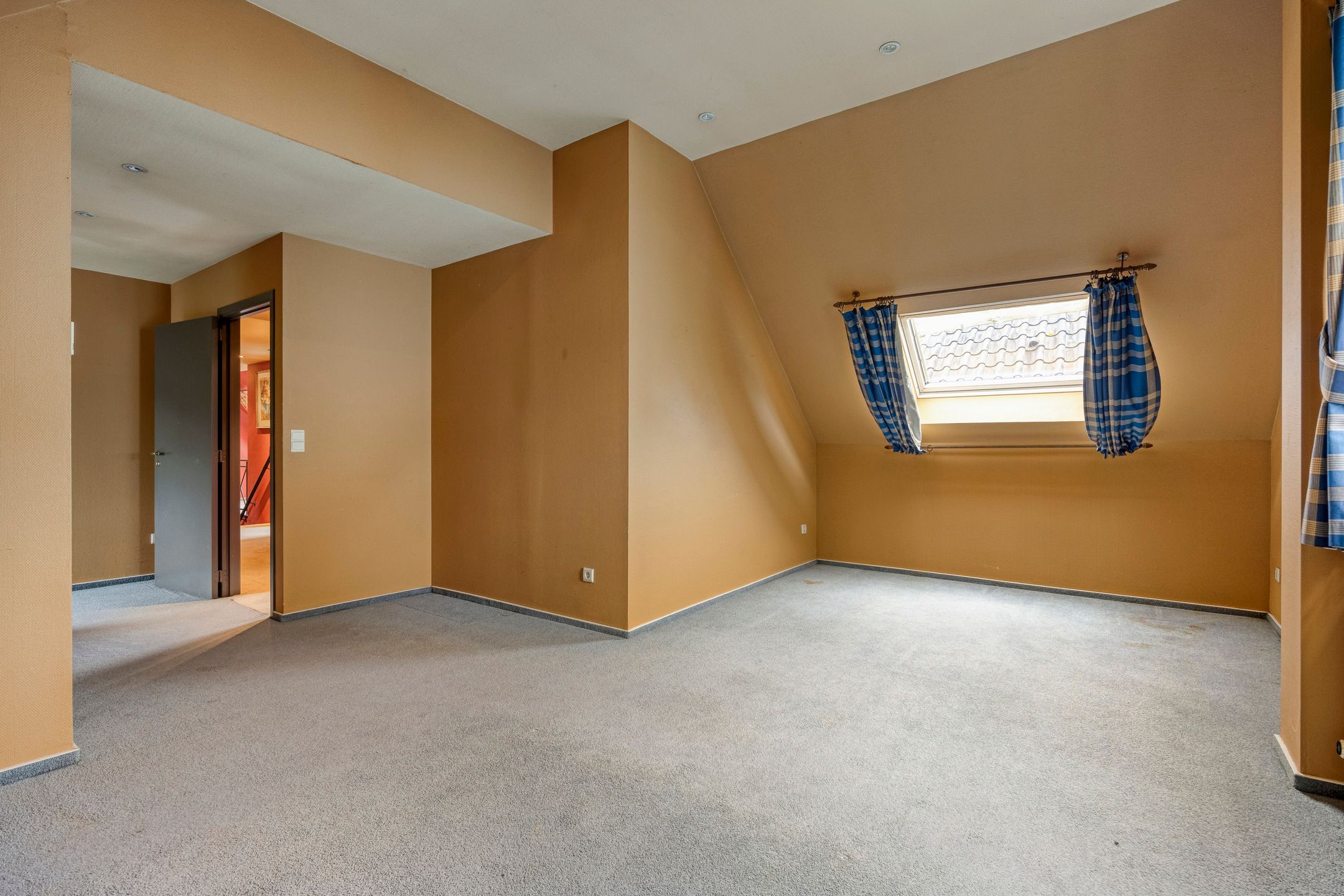 Klassevolle villa: wonen in een oase van ruimte en rust foto 25