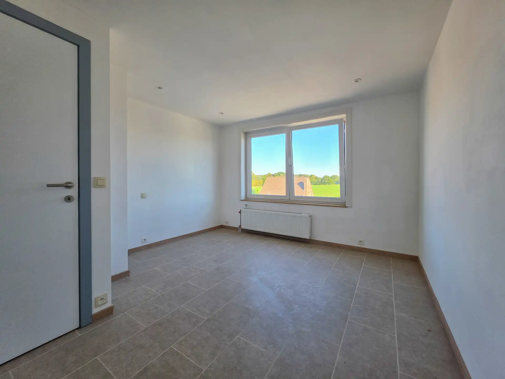 Ruim en volledig gerenoveerd appartement  foto 16