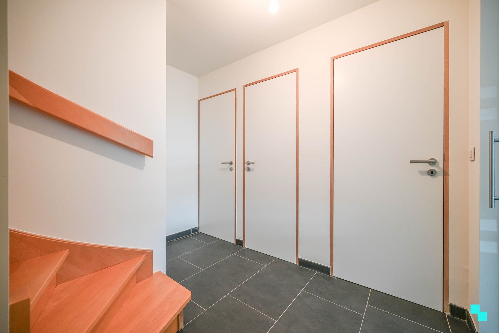 Uiterst kwalitatief tweeslaapkamerappartement met garagebox foto 15