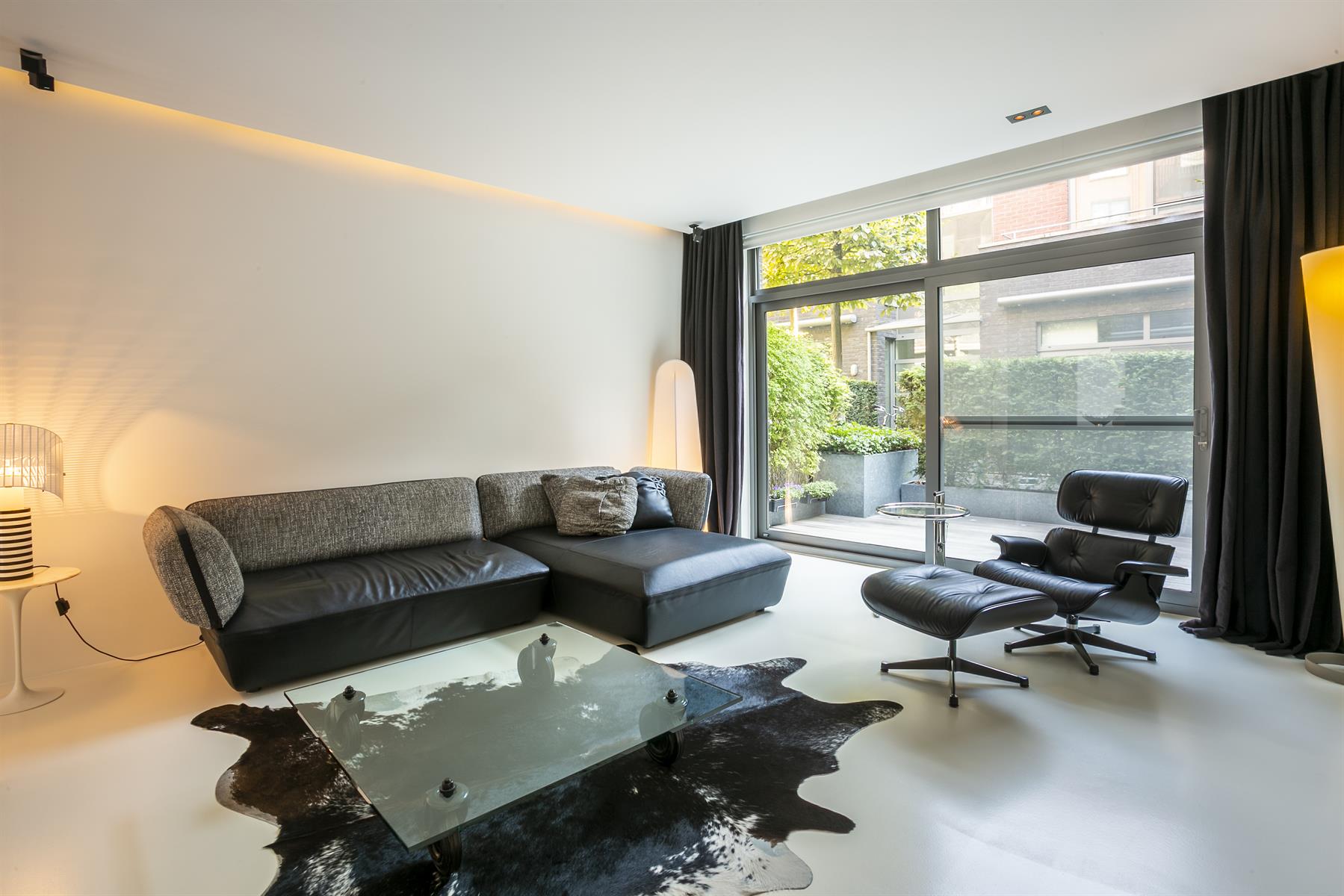 Lichtrijke stadswoning in hartje Zuid met terras foto 2