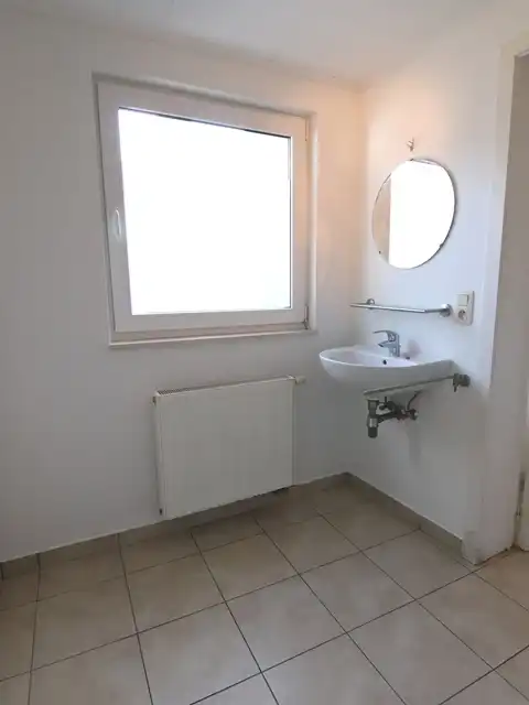 Vernieuwd 1-slaapkamerappartement te huur in Oostende foto 7