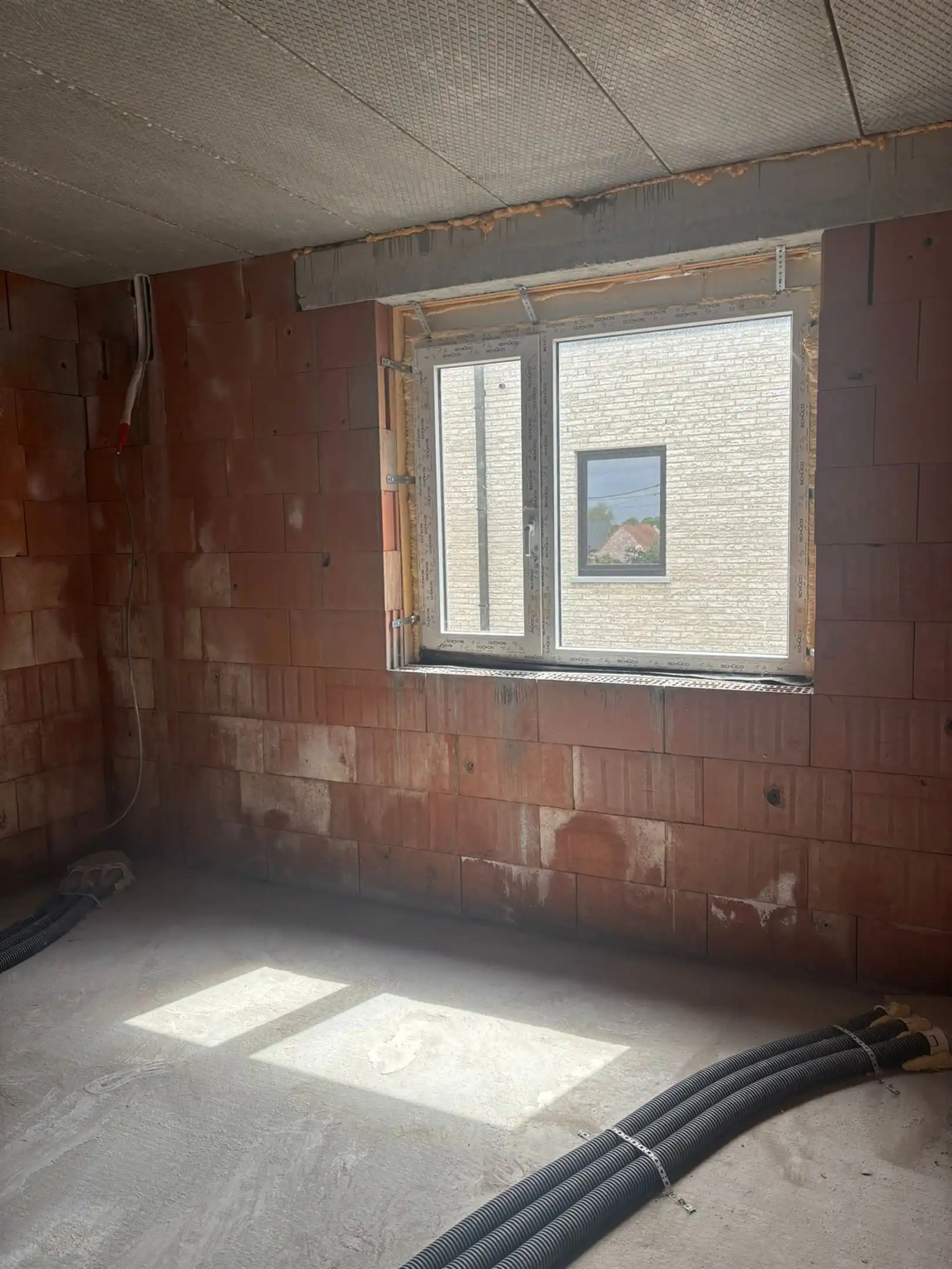 Moderne afgewerkte nieuwbouw foto 17