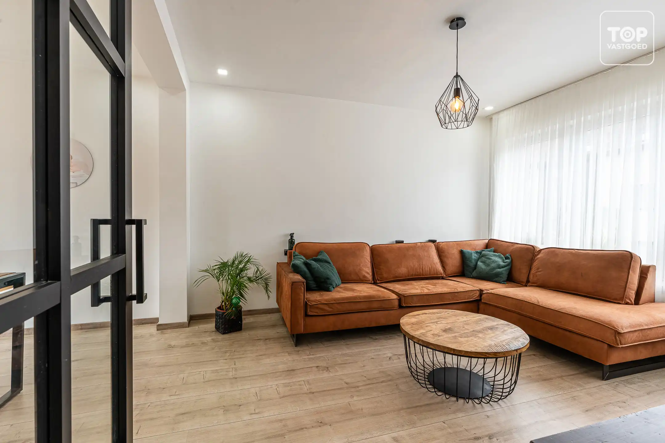 Instapklare woning met tuin vlakbij het Voorhavenpark. foto 29