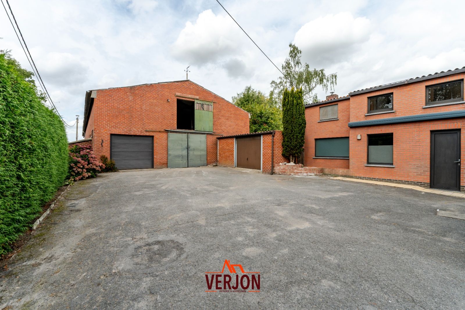 Alleenstaande woning met 440 m² opslagruimte in Kachtem! foto 24