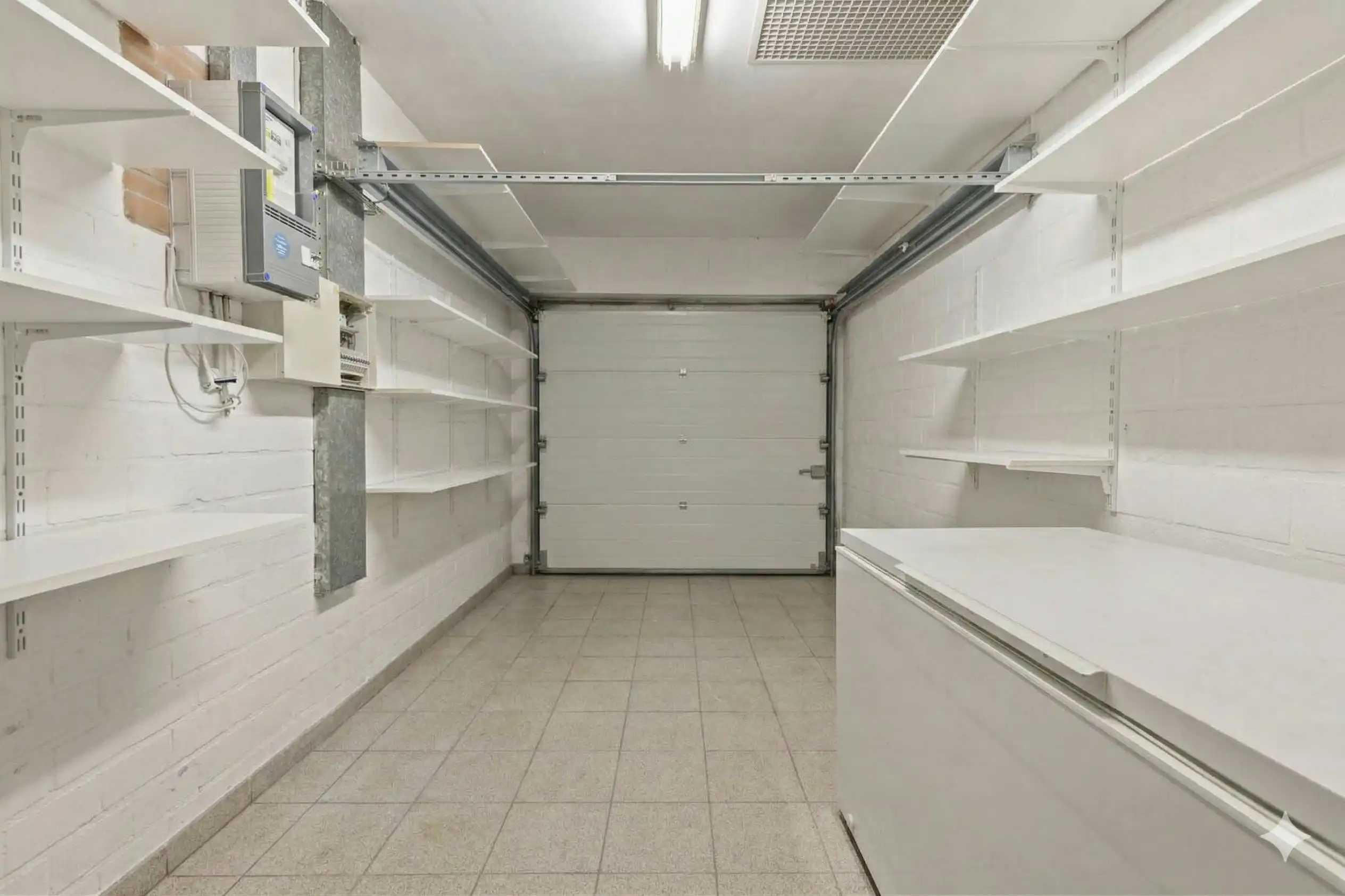 Half open woning in de Jan Hijoensstraat 27 te Roeselare  foto 14