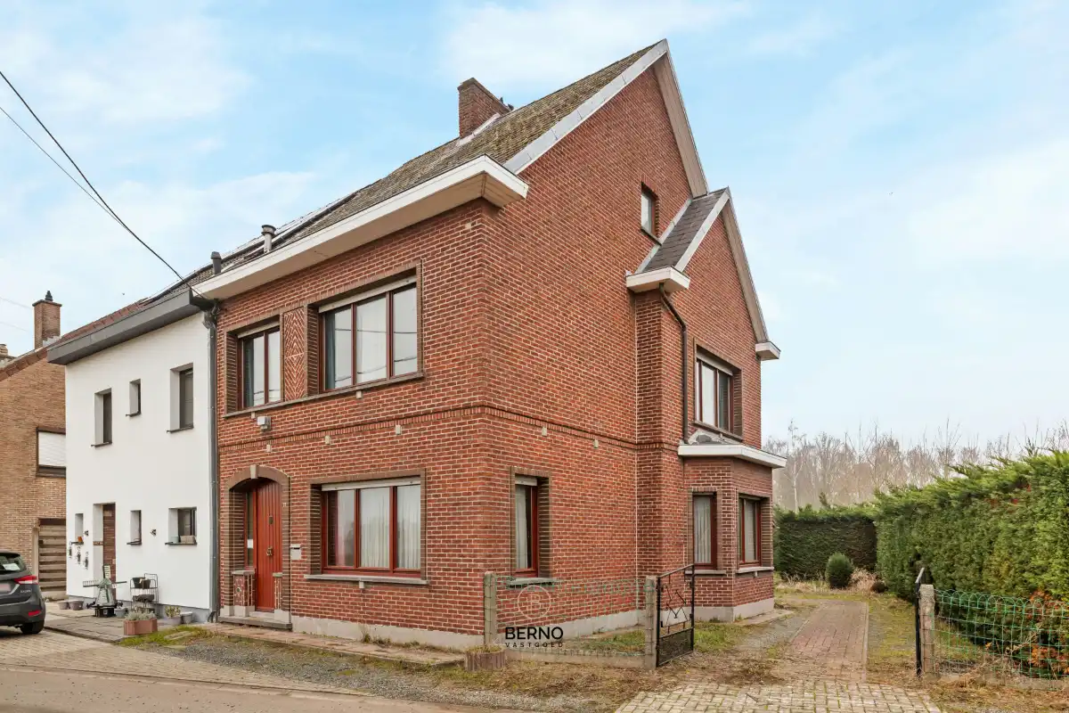 Hoofdfoto van de publicatie: Te renoveren HOB op topligging