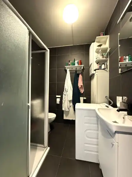 Leuke moderne woning op rustige topligging nabij Sint-Pietersstation en UZ Gent foto 14