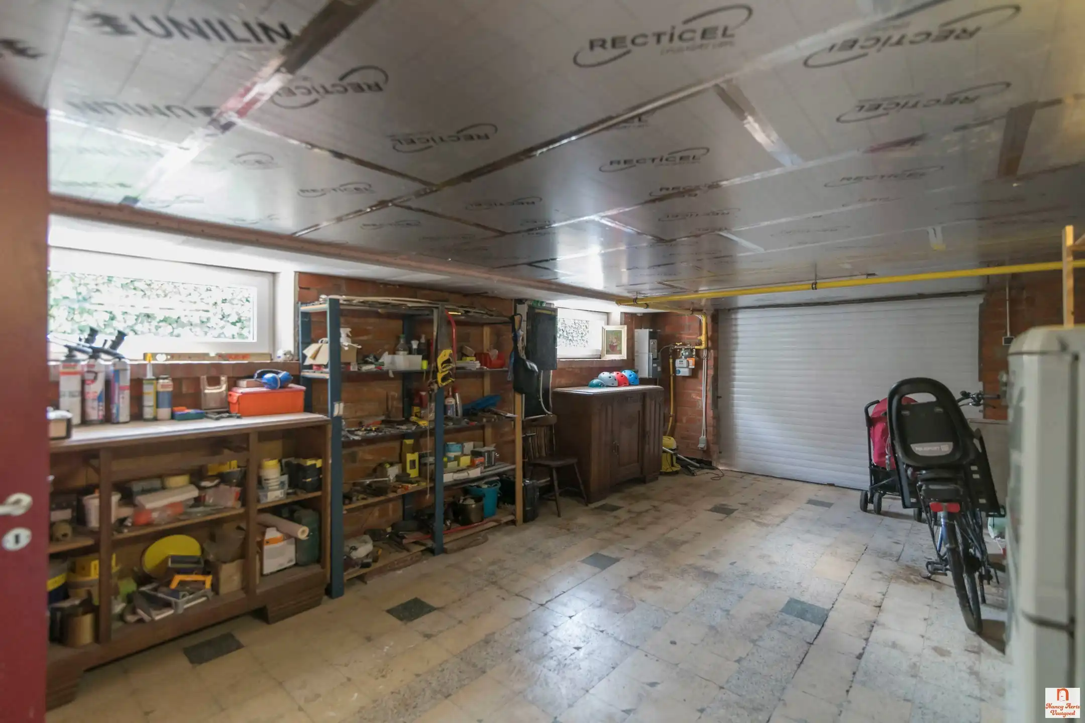 Grondig gerenoveerde splitlevelwoning in een rustige straat foto 28