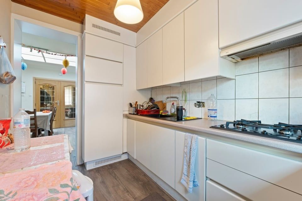 VERHUURDE STADSWONING MET TUIN IN HET CENTRUM VAN SINT-TRUIDEN foto 13