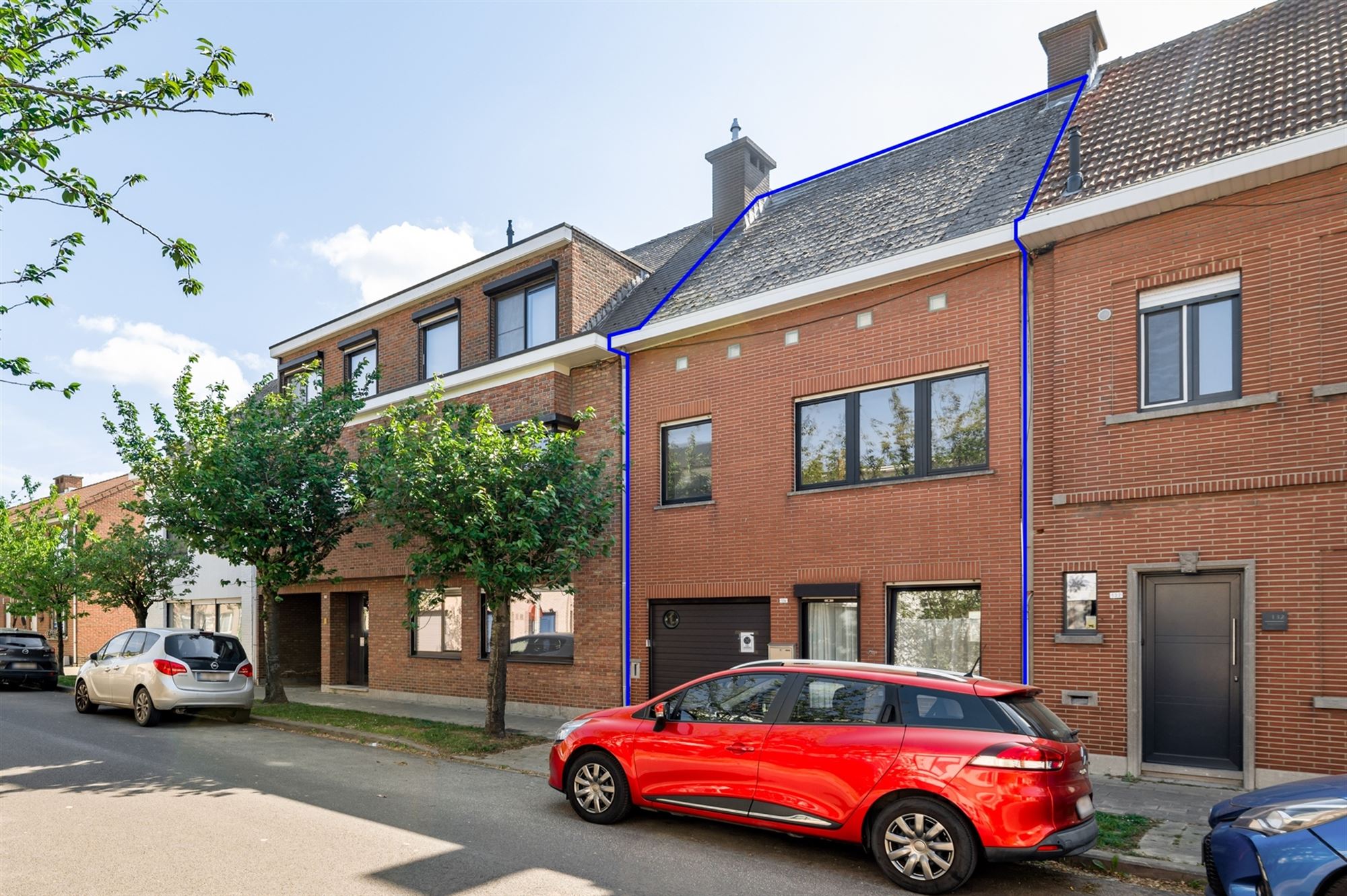 Aangename woning met 2 (mogelijk 4!) slaapkamers te Duffel foto {{pictureIndex}}