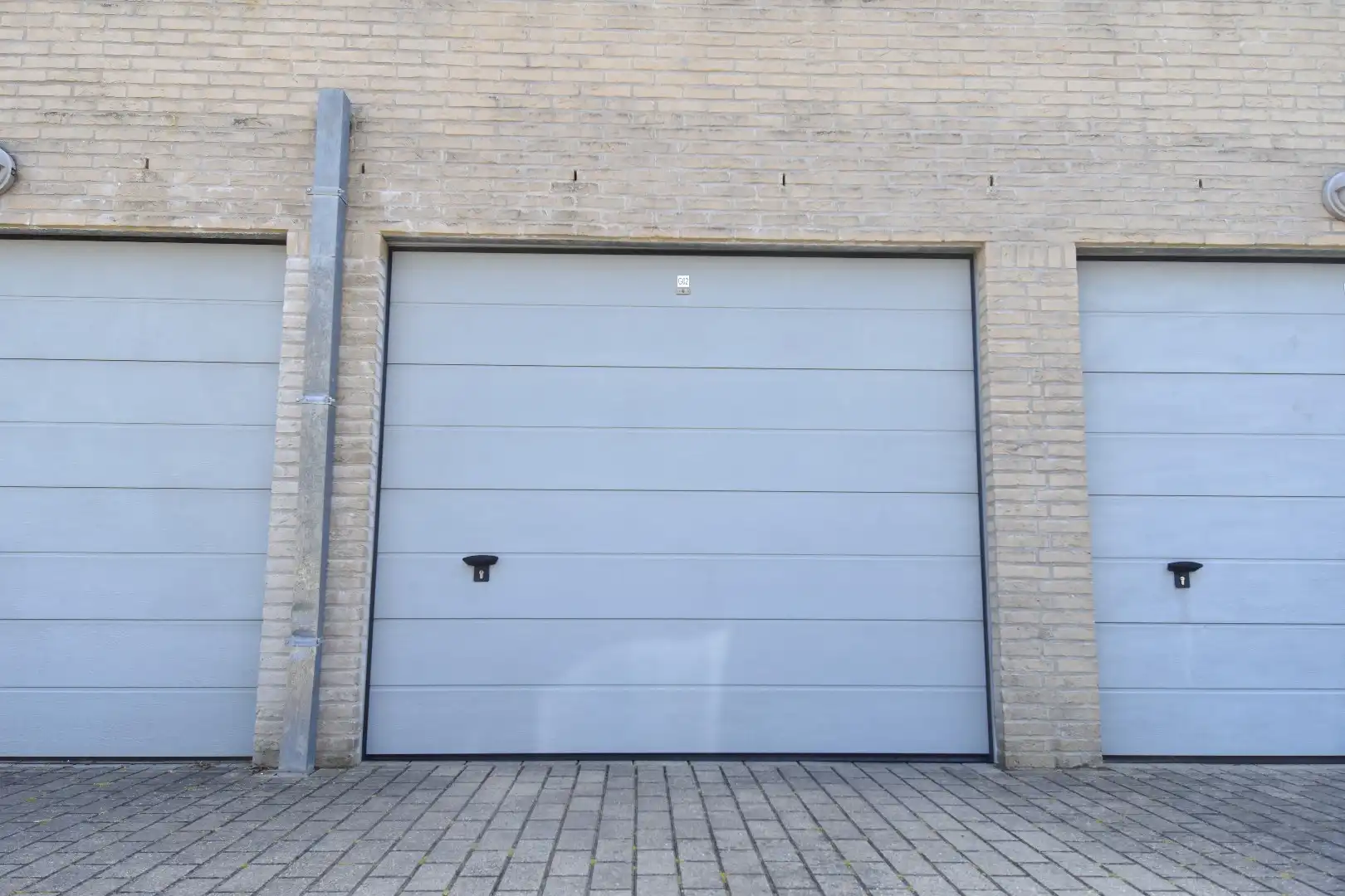 Perfect instapklaar 1-slaapkamerappartement met garage te Harelbeke-centrum foto 12