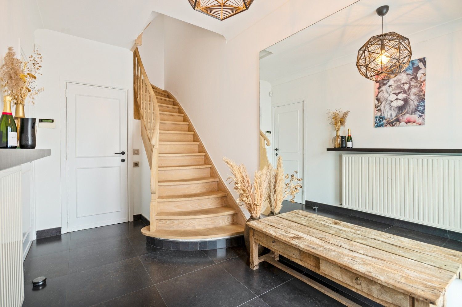 Huis met 3 slaapkamers, studio en tuin te Borsbeek! foto 2
