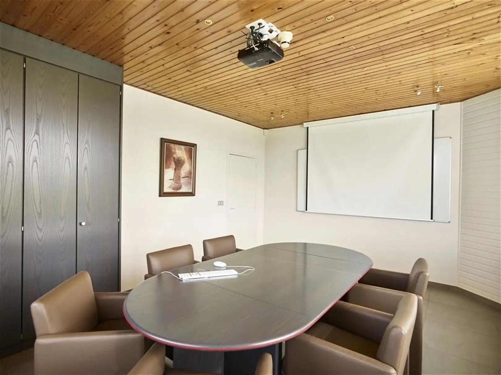 Deelruimtes in loods te Kuurne foto 13