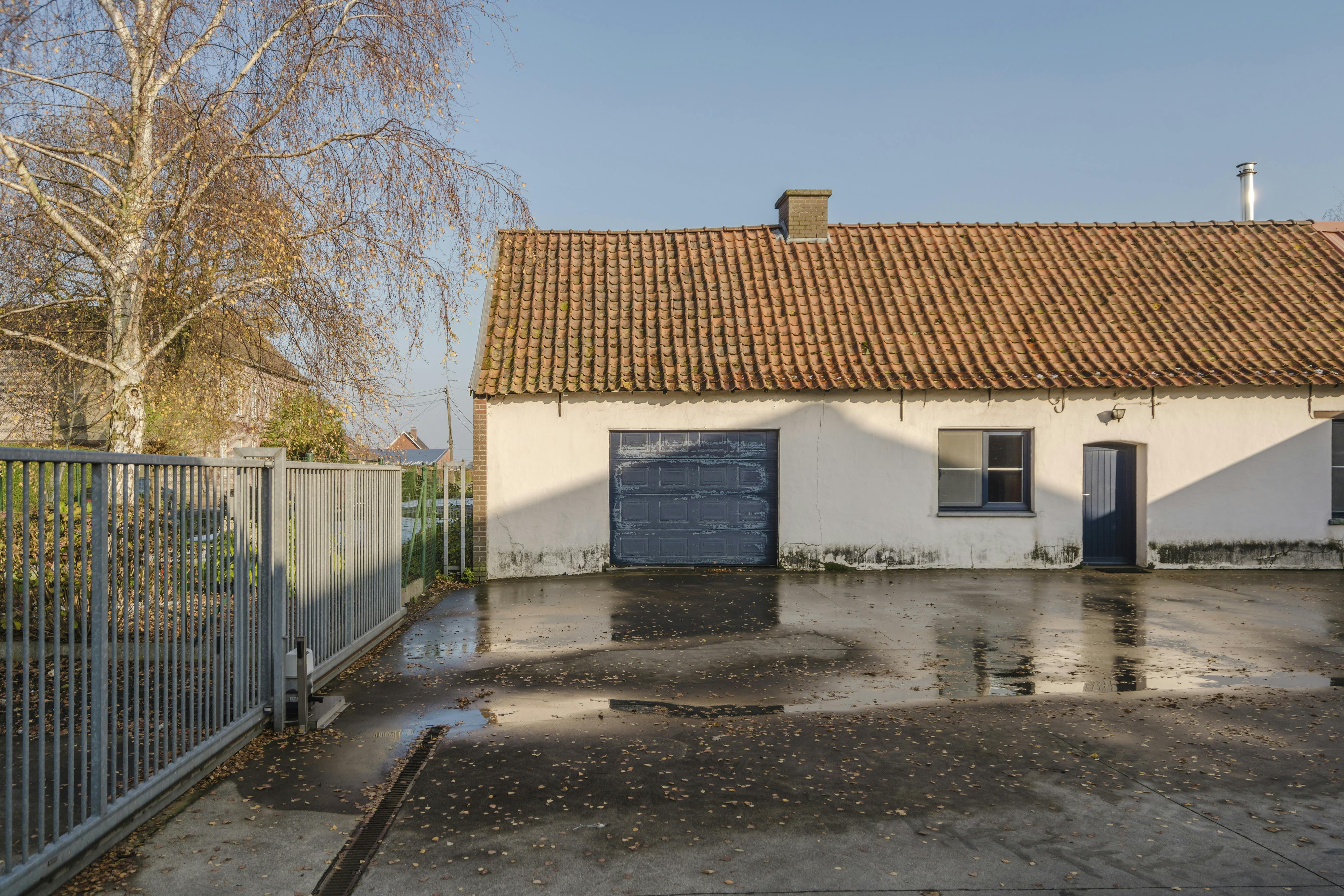 Villa met stallingen te koop op een ruim perceel van  10.026m² foto 18