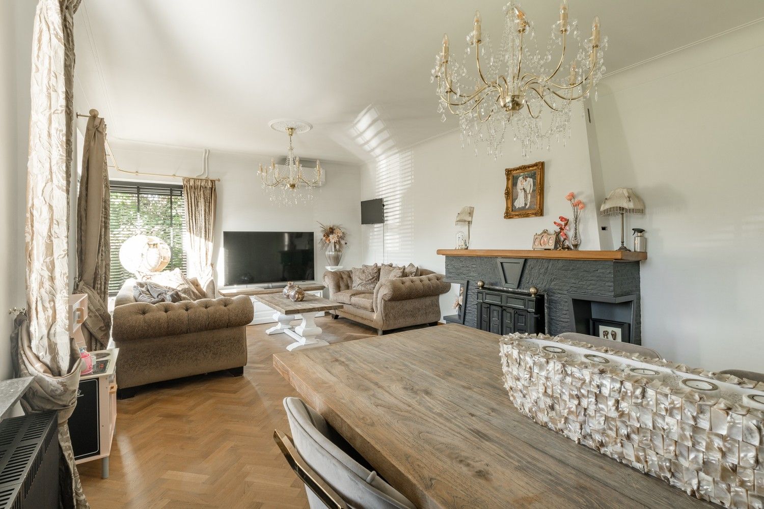 Prachtige gerenoveerde 3 slaapkamer woning nabij de Nederlandse grens! foto 9